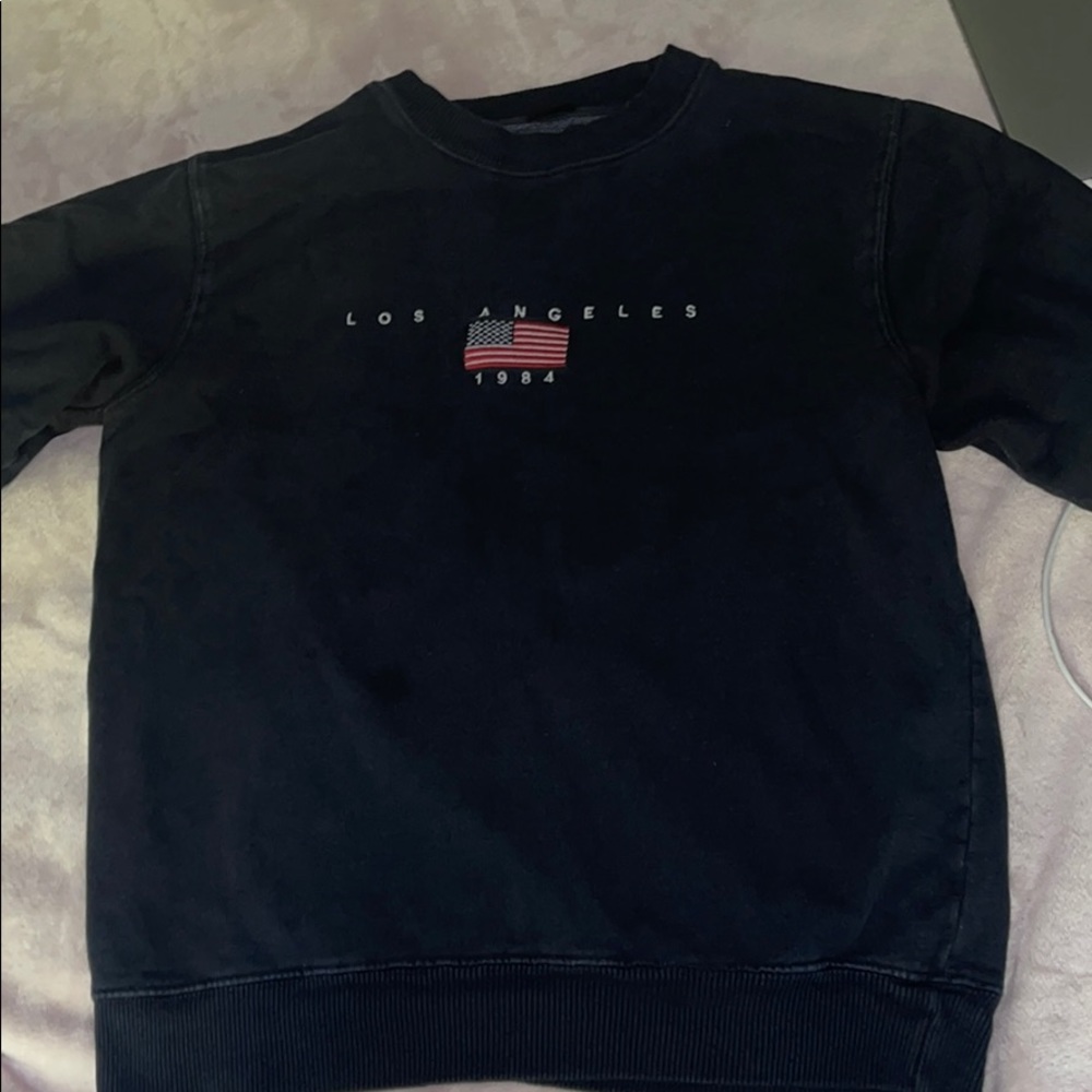 brandy melville crewneck sweater